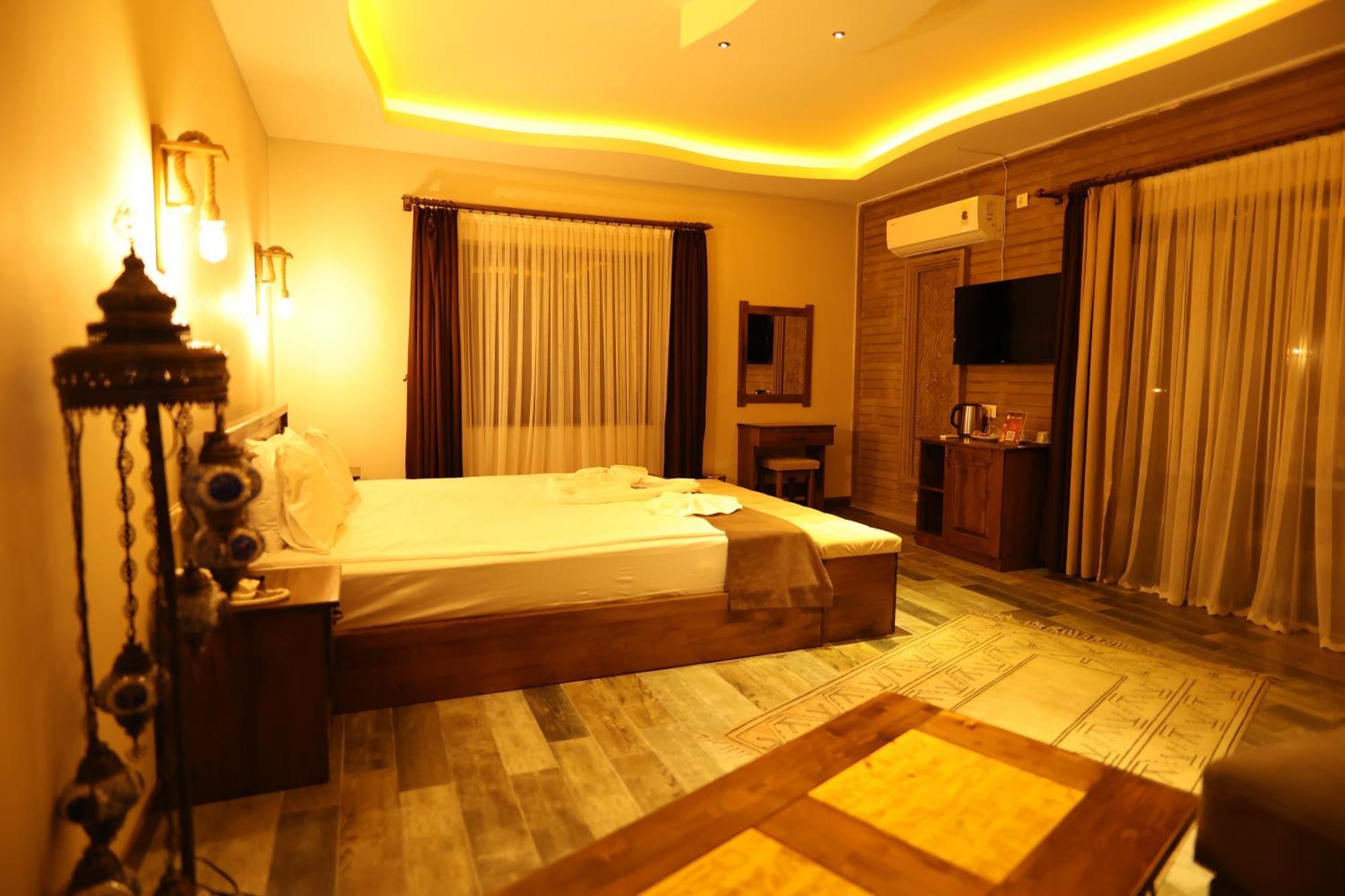 El Nazar Stone Suite Учисар Экстерьер фото