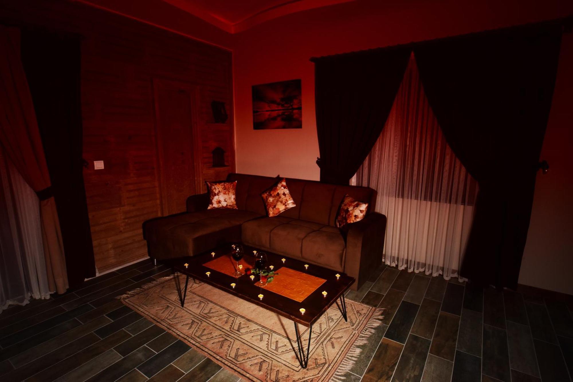 El Nazar Stone Suite Учисар Экстерьер фото
