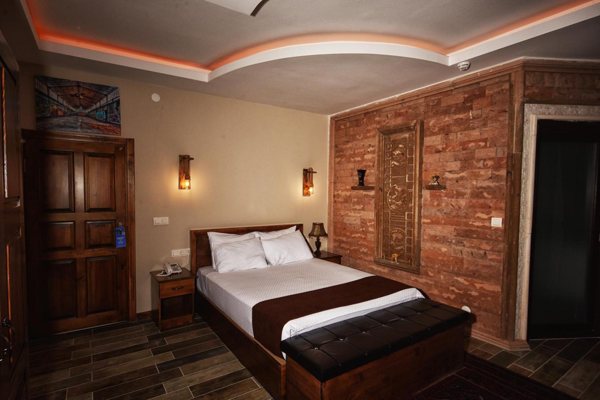 El Nazar Stone Suite Учисар Экстерьер фото