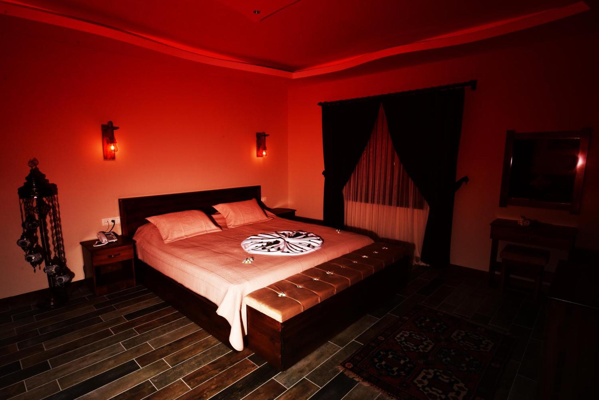 El Nazar Stone Suite Учисар Экстерьер фото