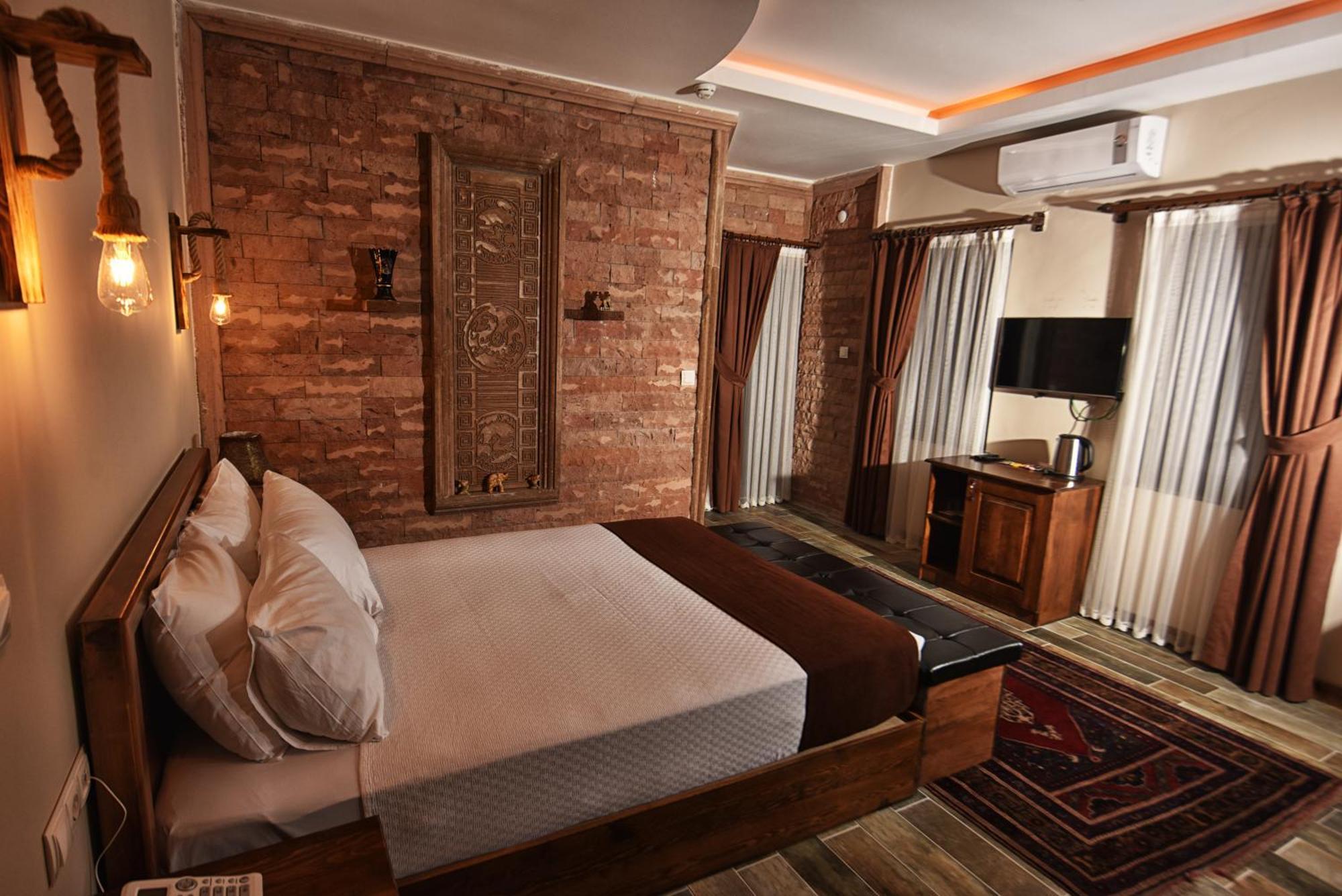 El Nazar Stone Suite Учисар Экстерьер фото